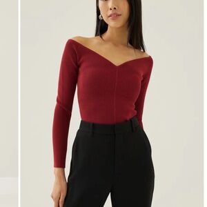 LOVE BONITO Rayla Fitted Off Shoulder Knit Top NWT
